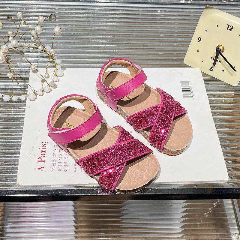 Children's sandals 2026 spring children's sparkling princess sandals Korean version cross soft-soled children's beach shoes