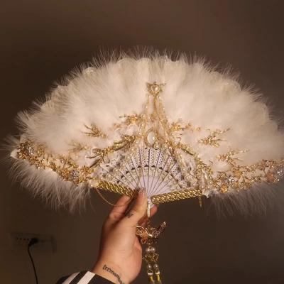 Pernaté vějíř Lolita Taneční Cheongsam Přehlídkové molo Skládací vějíř Retro Nostalgický Hanfu Vílí krajkový vějíř