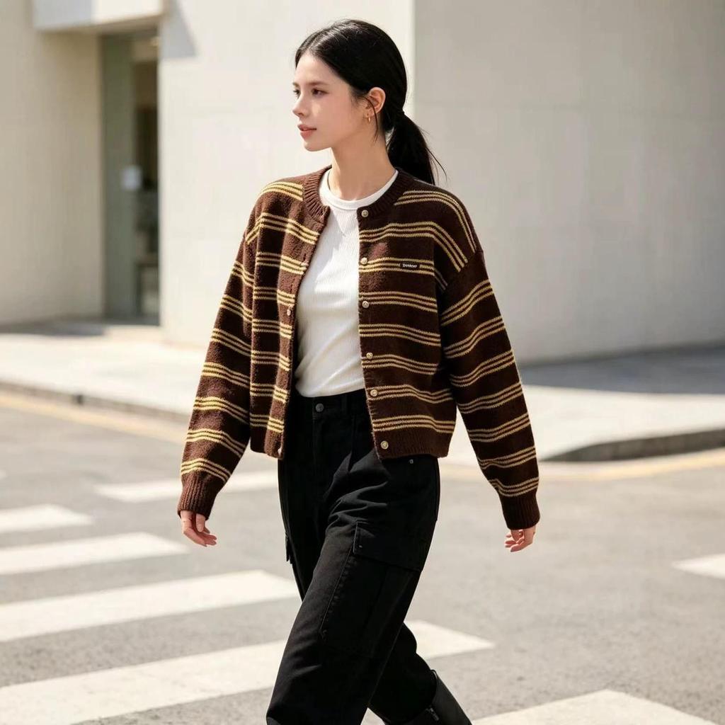 Women's Retro Striped Knit Cardigan - Unique, Stylish, Age-Reducing Outerwear for Autumn and Winter.