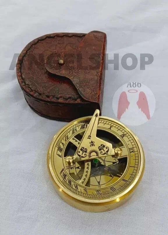 

Nautical brass sundial pocket compass with leather case vintage gift золотий