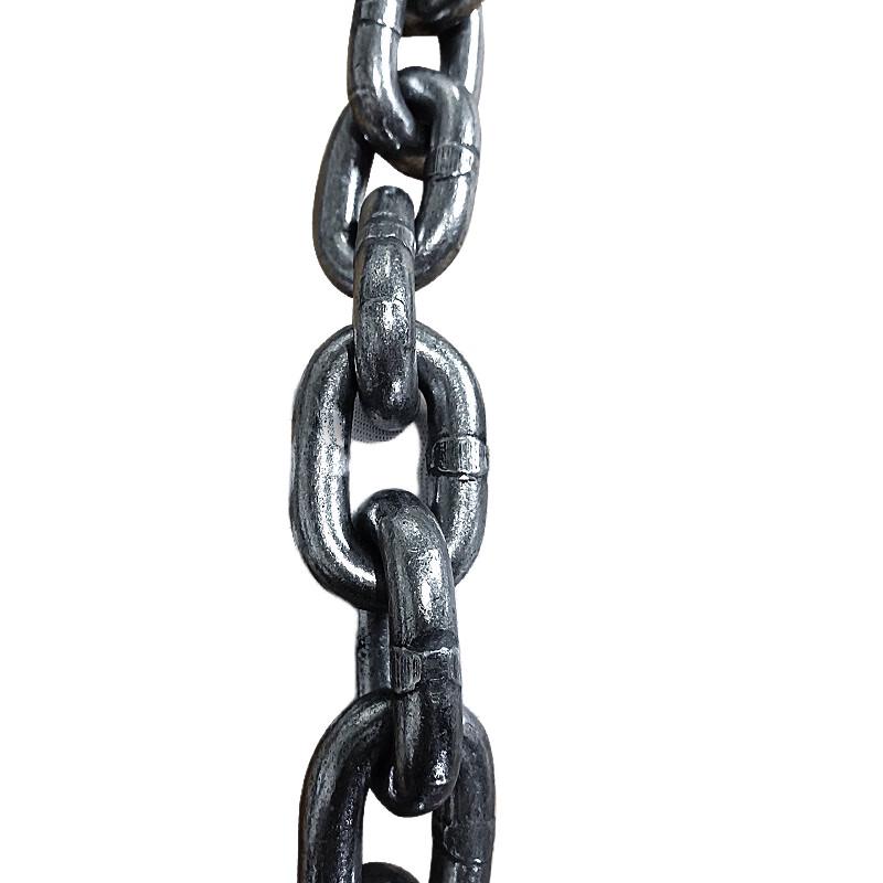 Heavy-Duty Towing Chain
