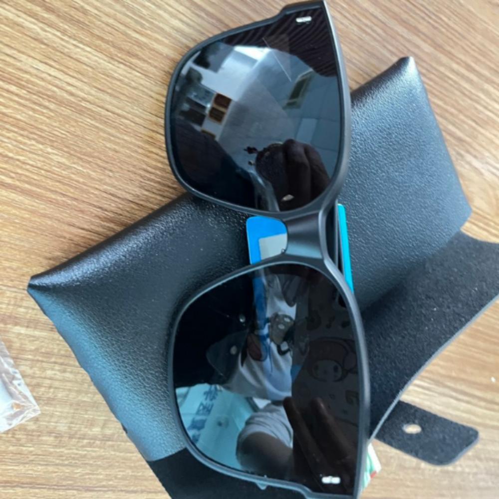 Likedoc unisex UV400 polarized sunglasses to wear over glasses