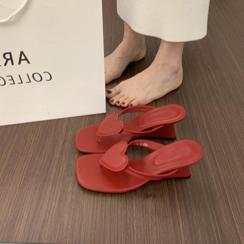 Fashion Fashion Temperament Wedge Flip-flops Women's Wear 2025 New Summer Hundred with Thick Soles Increase Toe Sandals