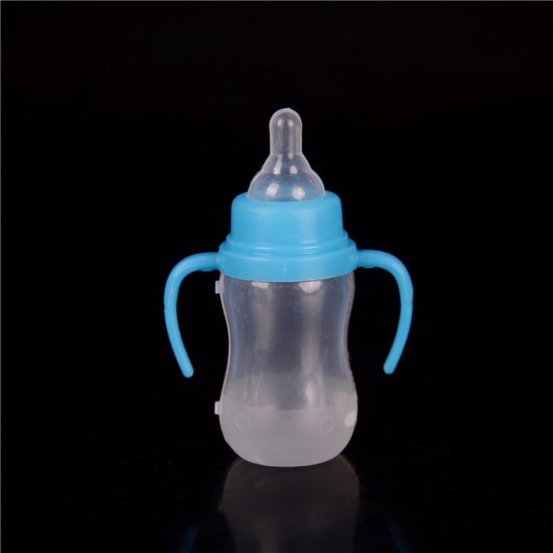 2 Stücke Zufällige Farbe Zubehör Puppe Flasche Fütterung Flasche