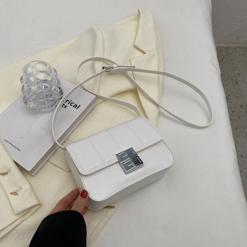 Fashionable Single Shoulder Underarm Bag Female 2023 New Summer Fashion Pink Small Square Bag Stylish Crossbody Bag белый