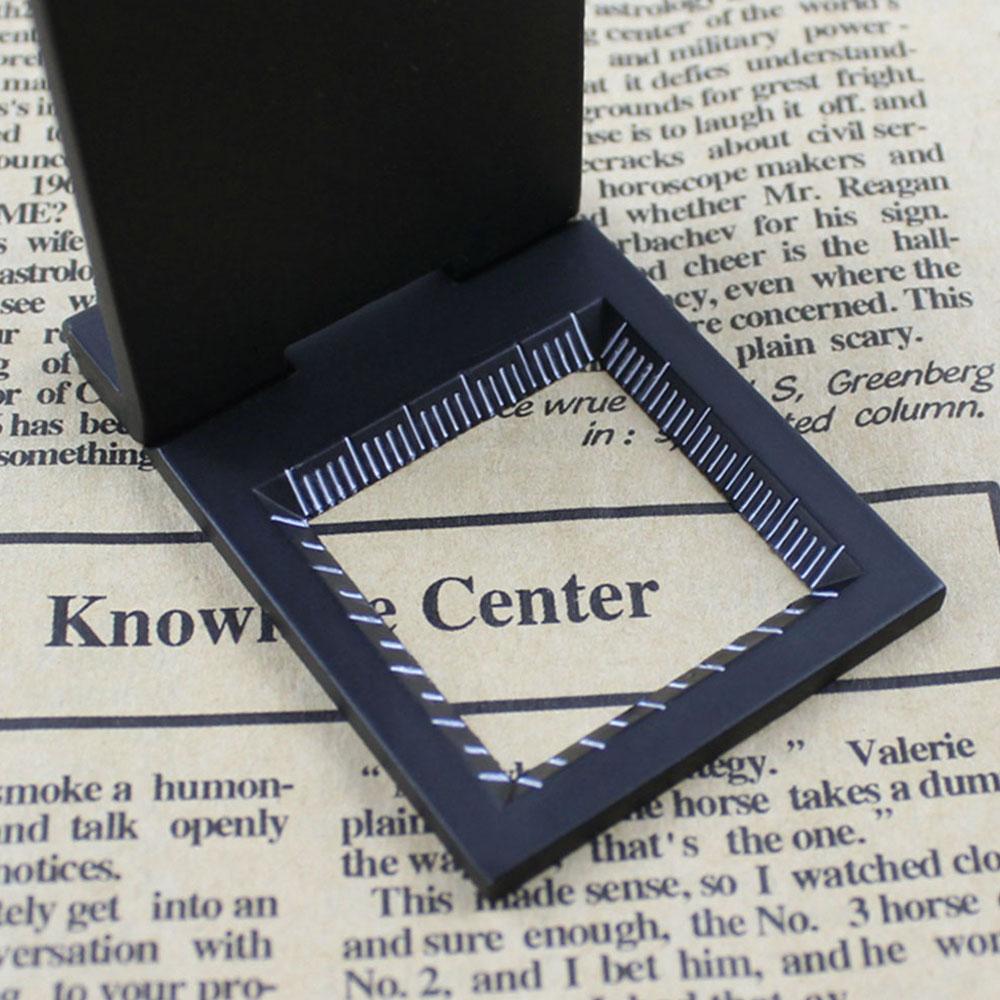 

10X 28mm Mini Zinc Alloy Folding Magnifier with Scale for Textile Optical Glass Foldable Magnifying Tool різнокольоровий