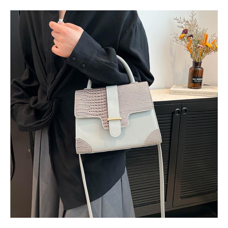 Borsa a Spalla Minimalista Monocolore in Ecopelle da Donna 2026 Borsa a Tracolla Quadrata di Tendenza