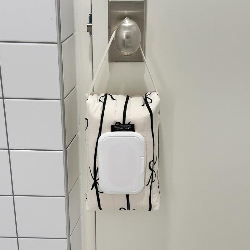 

Bow Stripe Wet Wipe Dispenser Bag - Stylish Hanging Pouch Multipurpose Tissue Bag Pull Out Car Tissue Box Living Room Organizer бежевий