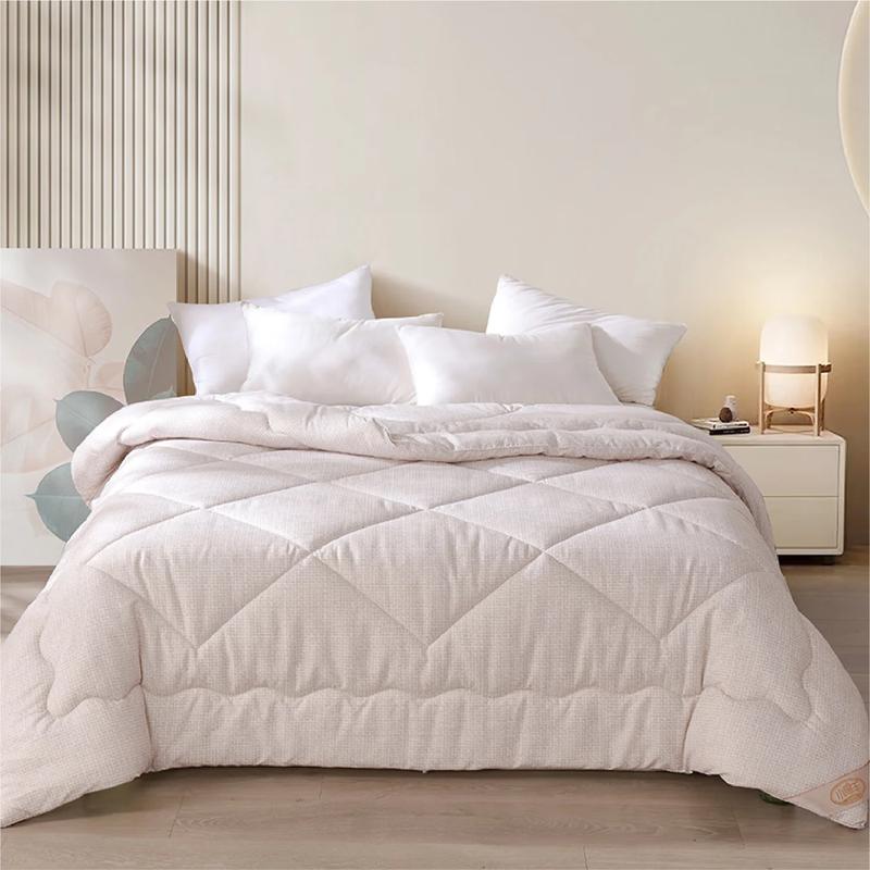 

Little Lamb Mina Nuo Xue All-Season Comforter