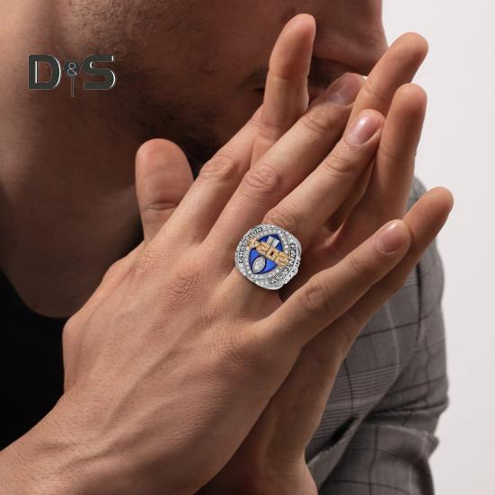 Fotballmesterskapsring Dobbeltbelagt overflate Cubic Zirconia Halskjede Armbånd Anheng Football League Winner Trophy Ring Award Ring