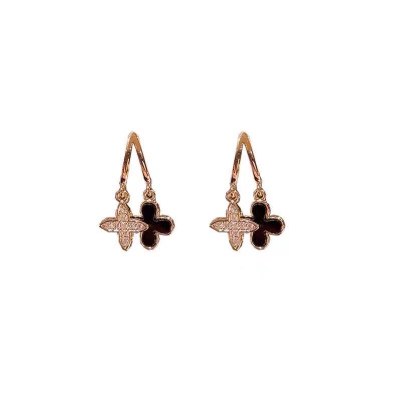 Korean Double Layer Mother-of-Pearl Clover Dangle Earrings - Elegant and Unique Stud Ear Jewelry