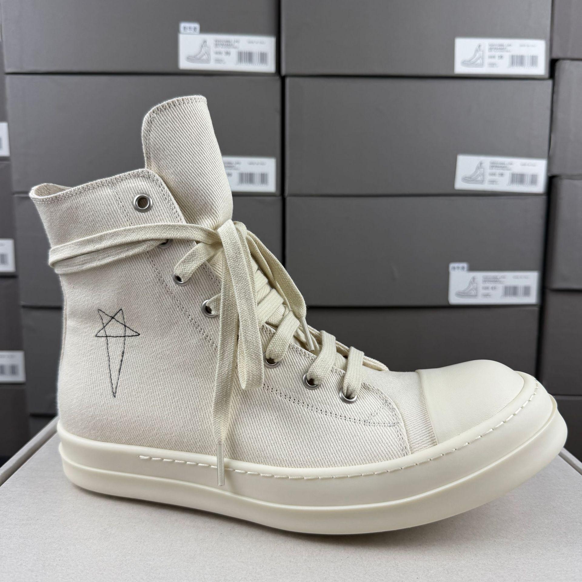 Men`s High-Top Five-Pointed Star Canvas Shoes