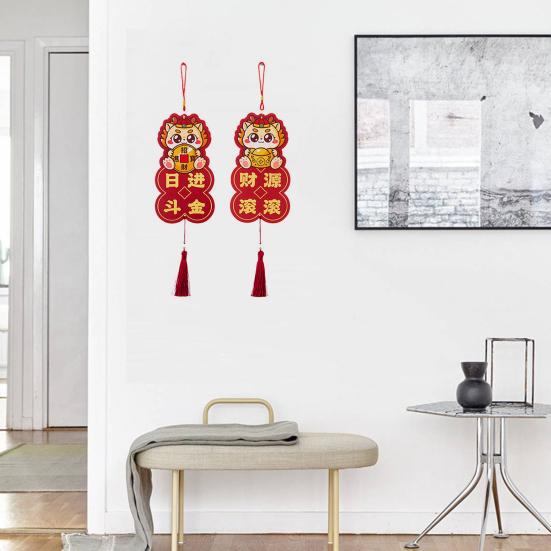 2 adet Bahar Şenliği Asılı Süsleme Çin Tarzı Ejderha ve Nimet Kelimeler Baskılı Desen Uzun Dize Kolye Püskül ile Tatil Partisi Sahne
