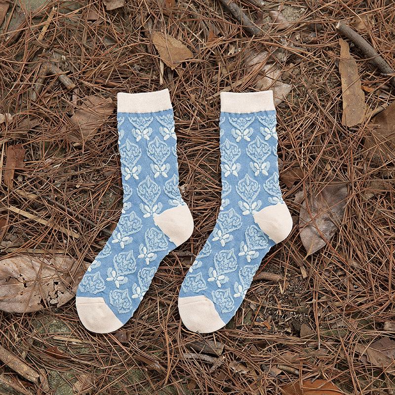 Women's Retro Blue Ethnic Style Mid-Calf Cotton Socks - Korean Fashion Artistic Design