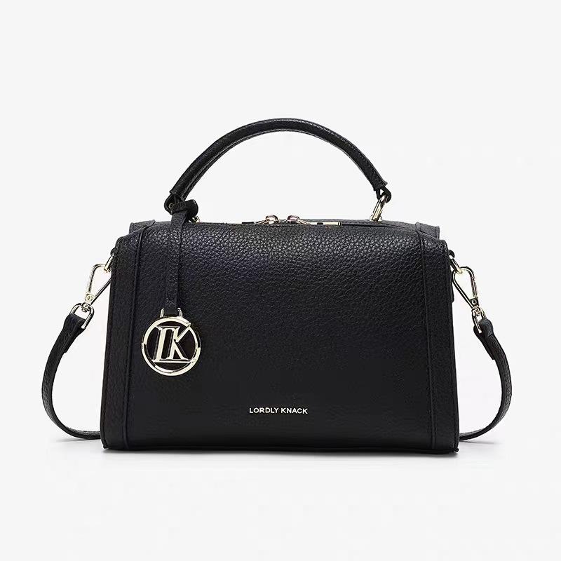 Handbag new niche high-end summer single shoulder crossbody Bost pillow shoulder чёрный