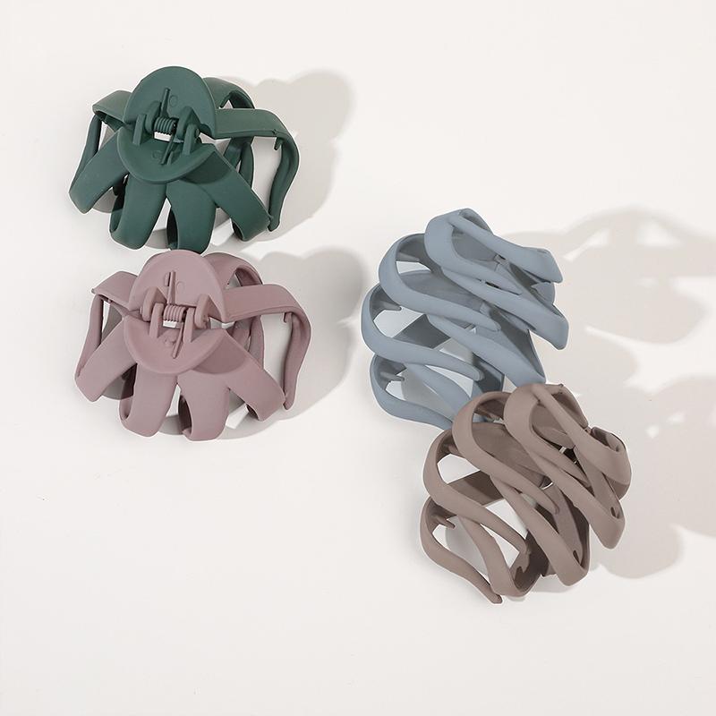 1Pc Fashion Matte Solid Color Women Hair Claw Elegant Claw Clip Girls Hair Barrettes 6*7cm Bun Ponytail Clips Hair Accessories