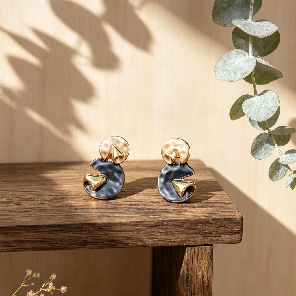 Popular contrasting geometric enamel stud earrings contrasting geometric enamel earrings niche temperament versatile earrings