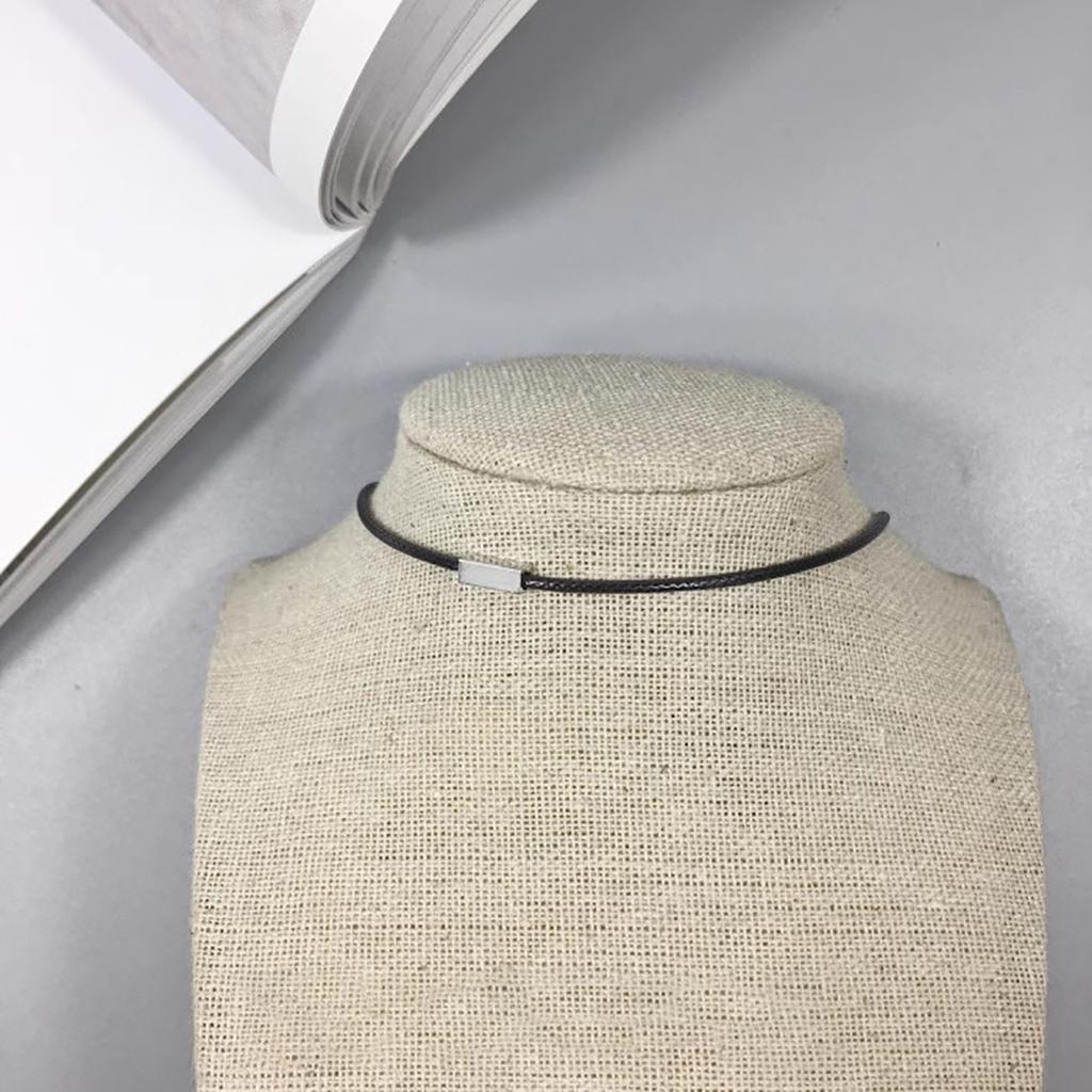 Collier ras-du-cou en cordelette de cire noire vintage polyvalent avec bloc rectangulaire en acier inoxydable, métal, non décolorant, Collier ras-du-cou