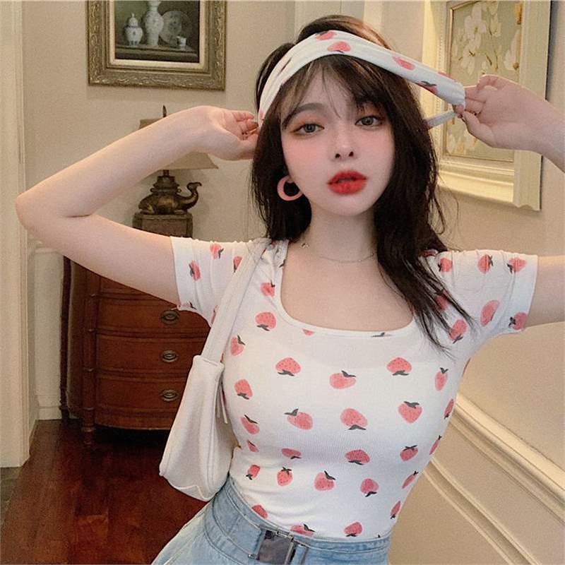 

Trendy Square Collar Slim Fit Summer T-Shirt for Women Medium белый