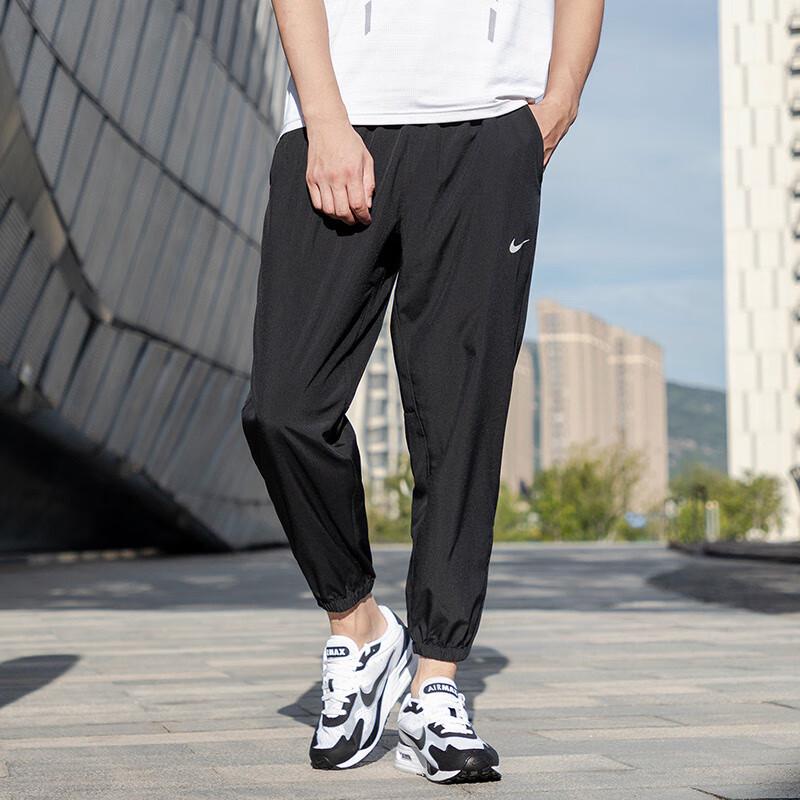 Nike Men s Woven Pants XXL