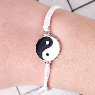 Pulsera de mujer regalo suave aleación ligera y elegante TaiYin Yang hombres cuerda accesorios de joyería