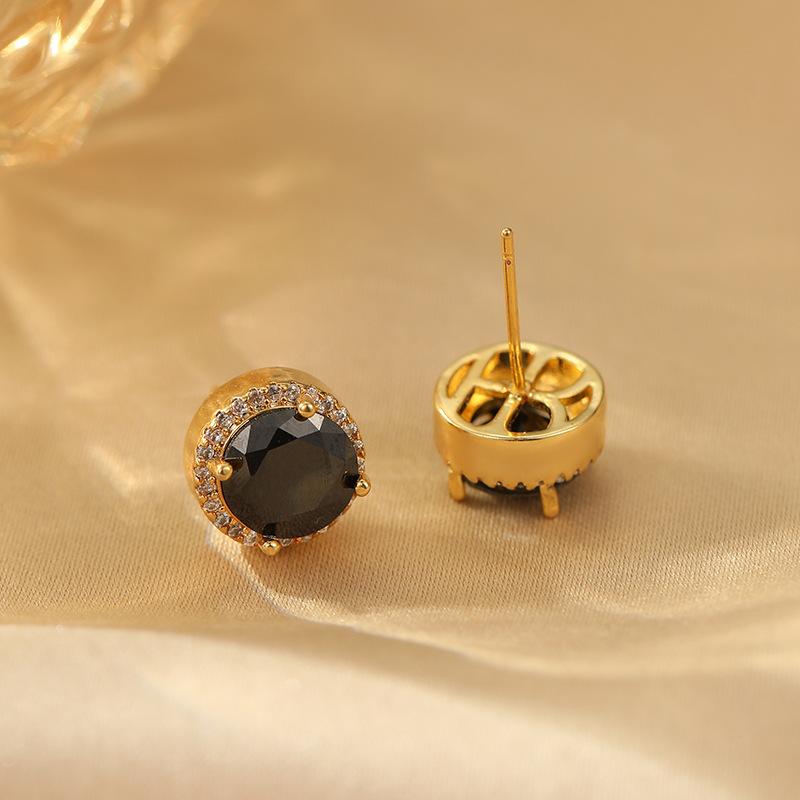 Light Luxury Temperament S925 Silver Stud Earrings Fashion High-End Versatile Earrings for Women Simple Elegant