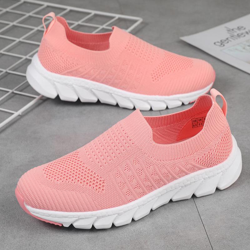 2024 Summer Women's Breathable Slip-on Flyknit White Sports Shoes, Korean Style, for Female Students, Large Size