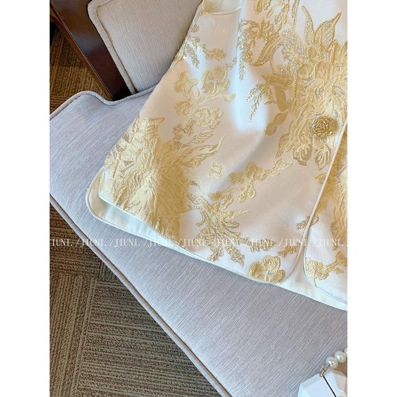 Vest Spring and Autumn 2025 New Short Vest Temperament Embroidered Jacquard Gold Top