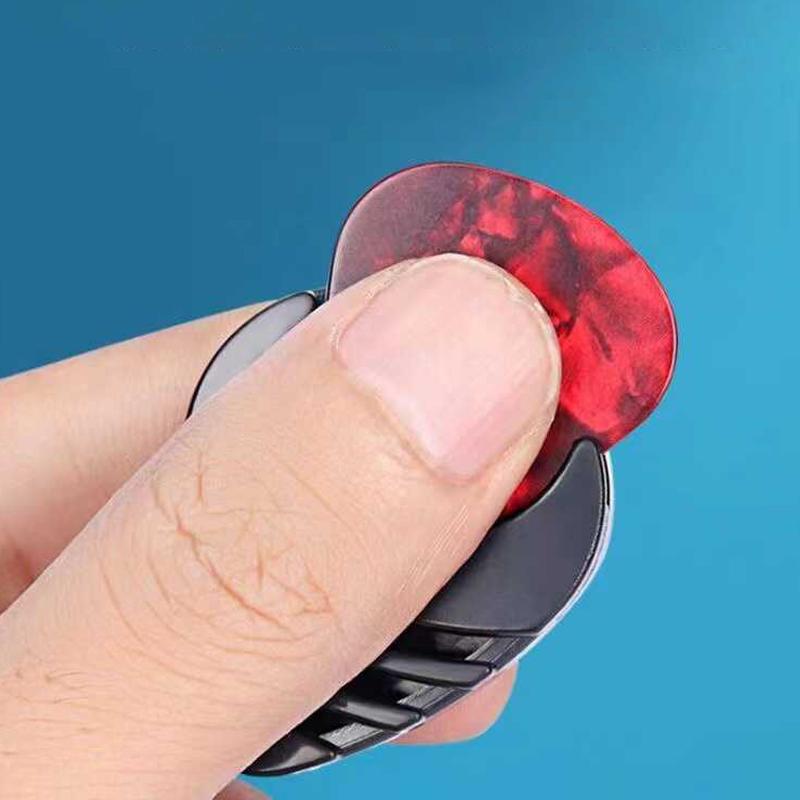 Guitar Pick Box Heart-shaped with Guitar Picks Storage Device Gift for Musicians and Guitar Players Guitar Accessories TMZ