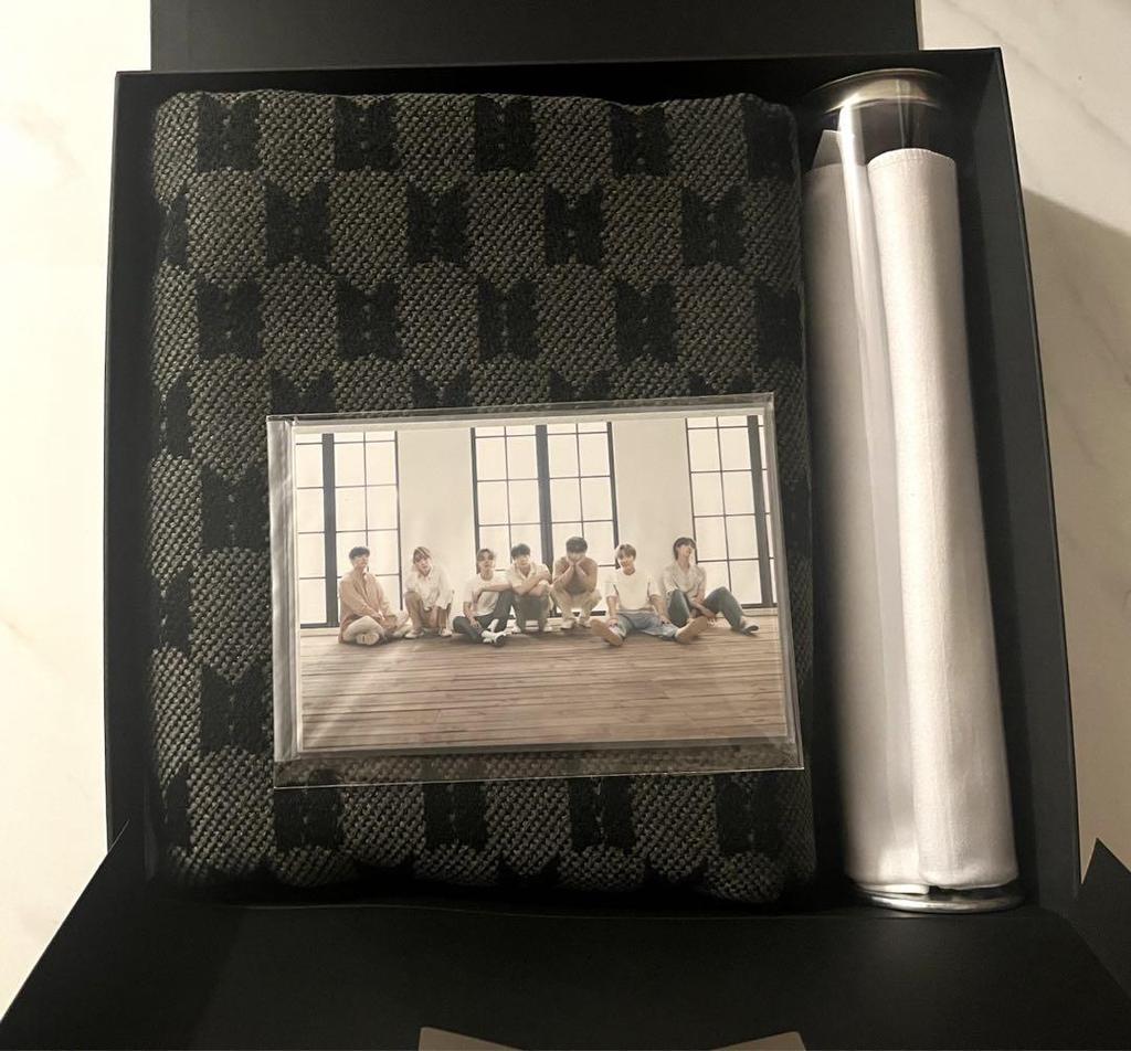 [USED] BTS MERCH BOX 1 Blanket