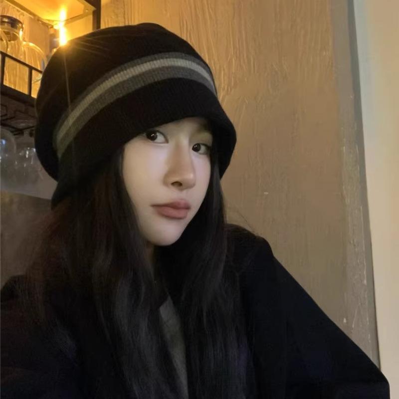 Internet celebrities ins contrasting color knitted hat women's bucket hat autumn warm soft wool hat showing face small pile hat ins wind