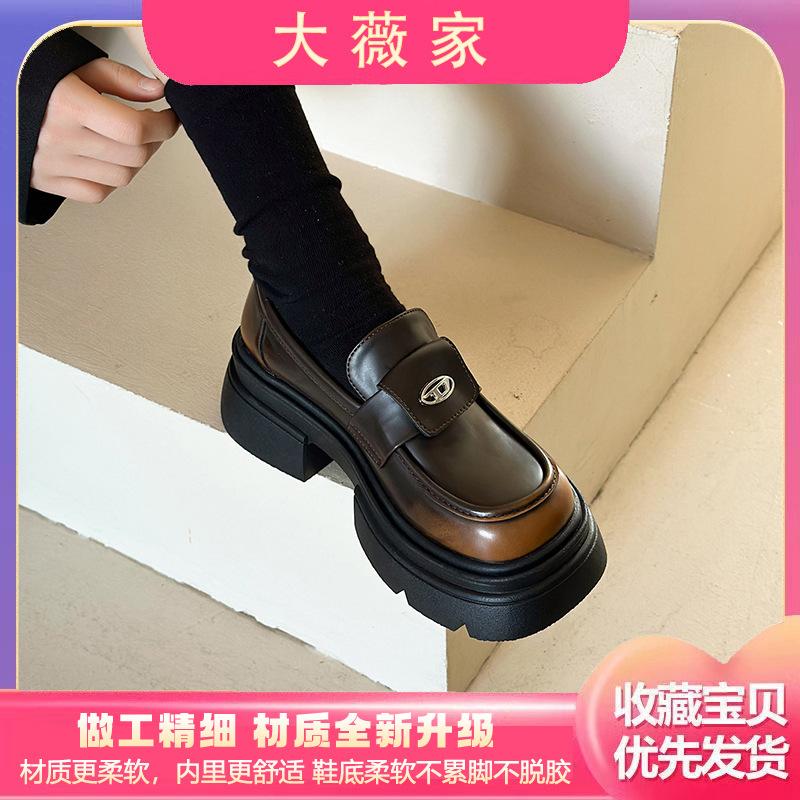 

British style retro platform one-pedal loafers women s 2025 new spring and autumn thick heel round head versatile small leather shoes 35