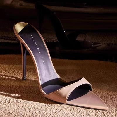 Women's Fashion Sandals Summer New Pointy Head Shallow Mouth Patent Leather Slip-on Wear Resistant Slippers with Fine Heels