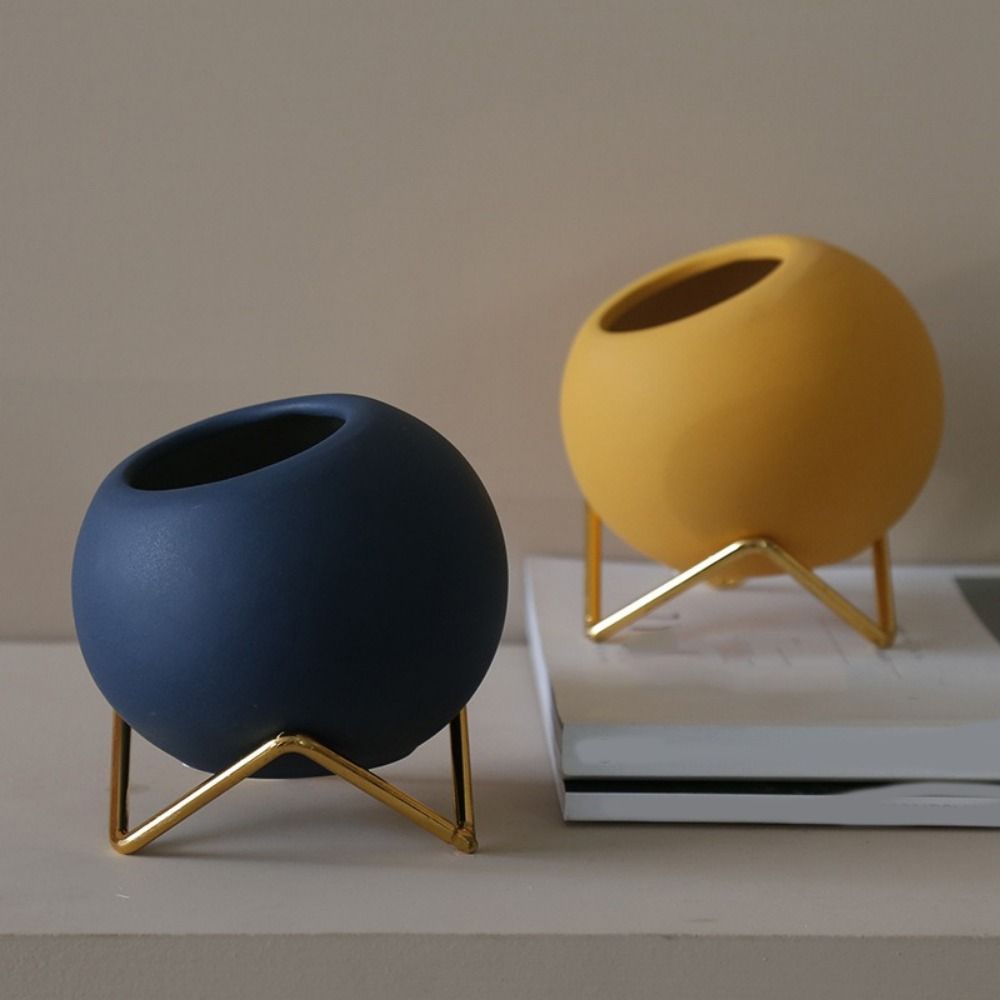 Iron Bracket Small Flower Vase Decorative Flowerpot Elegant Round Ball Ceramic Vase  Study Room