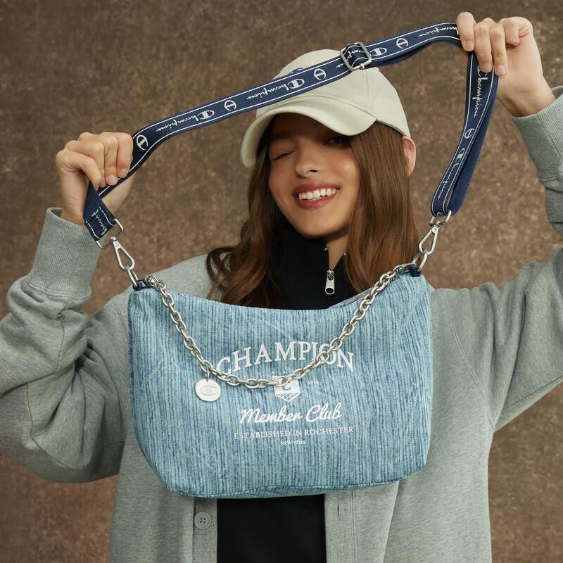 Champion Lucky Cookie Crossbody Shoulder Bag One Size 3860₽