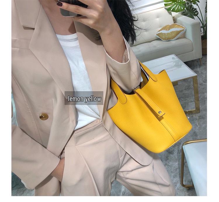 Women's Colorful Cowhide Bucket Bag with Lychee Pattern - Stylish and Versatile Handbag