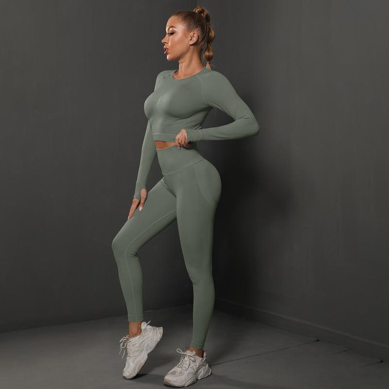 Európsky a Americký Bezšvový Plisovaný Broskyňový Bok Yoga Set pre Ženy - Športové Bežecké Fitness Oblečenie