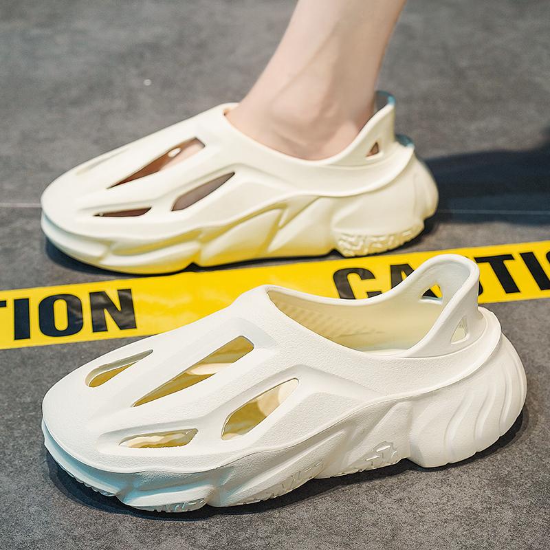 Pantoufles d'été tendance pour hommes, chaussures de plage légères EVA à fond souple, adaptées à l'intérieur et à l'extérieur, nouvelle collection