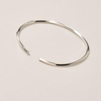 Liersi Ann Slim Bangle Bracelet