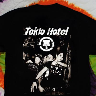 Poster TOKIO HOTEL In T-shirt Gifl voor Fan T-shirt Maat S-5XL Unisex T-shirt