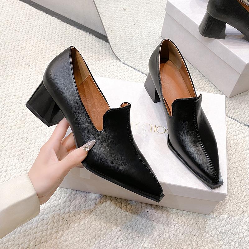 Fashion Spring New Single Shoe Women Fashion Pointy Mid-mouth Slip-on Anti-slip and Wear-resistant Temperament Square Heels