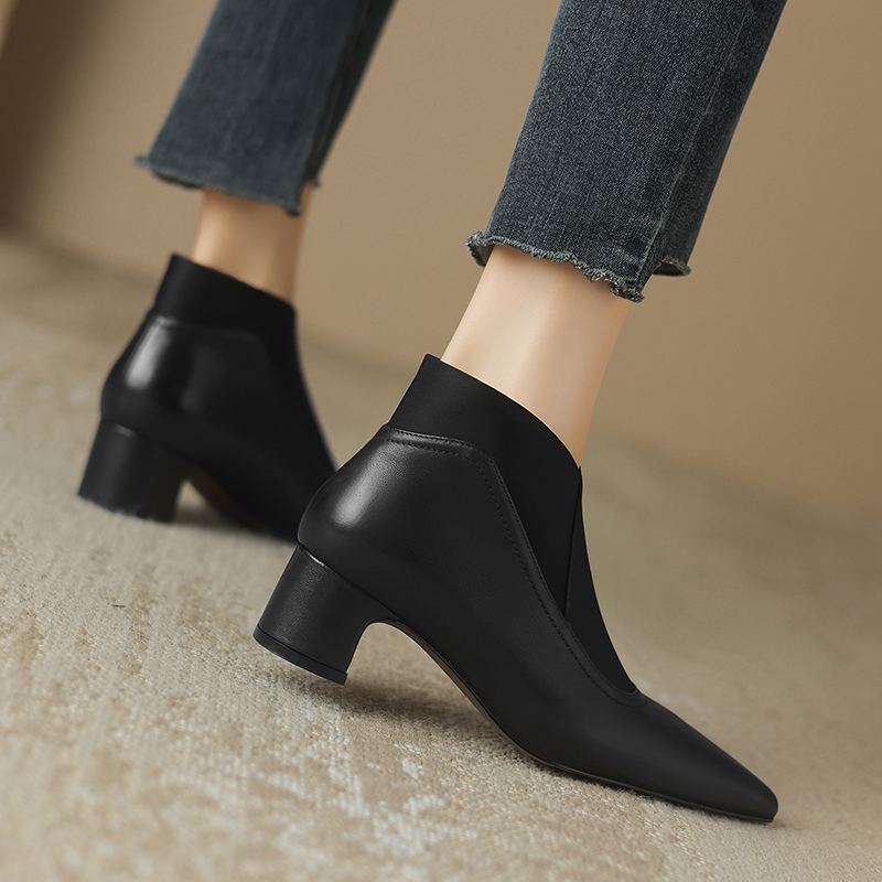 Krazing Pot Cow Leather Sheep Suede Winter Pointed Toe Med Heels Modern Boots Women Slip On Ankle Boots