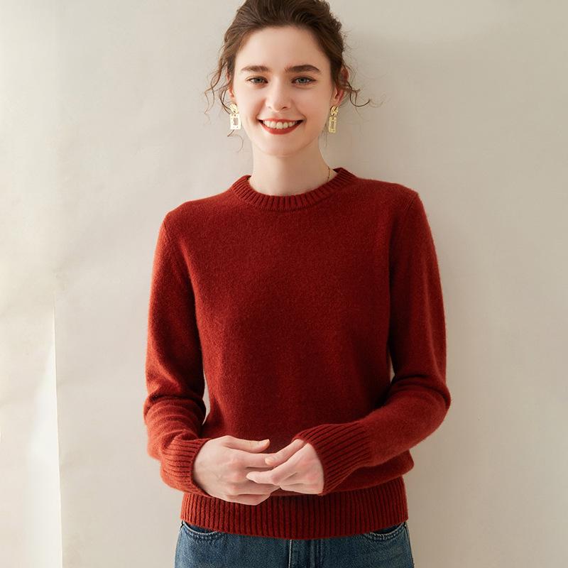 Women's Thickened Cashmere Sweater: Double-Strand Loose Short Knit, Round Neck, Warm Base Layer, Regular Shoulder.