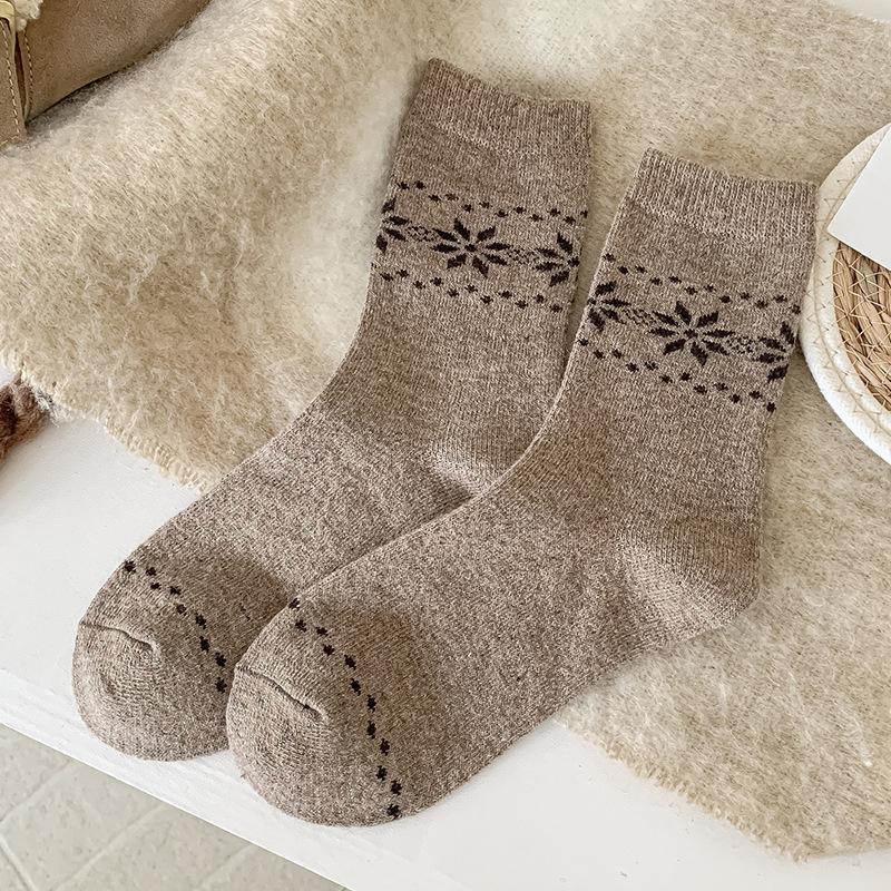 Wool Socks Children'S Season Mid-Tube Socks Trendy Retro Snowflake Fleece Thickened Warm Cashmere Stacking Socks Women