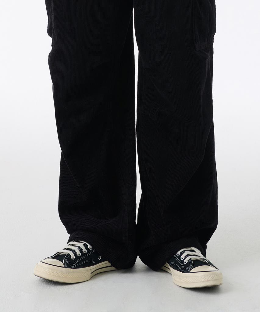 MUSINSA STANDARD Corduroy Parachute Cargo Pants [Black]