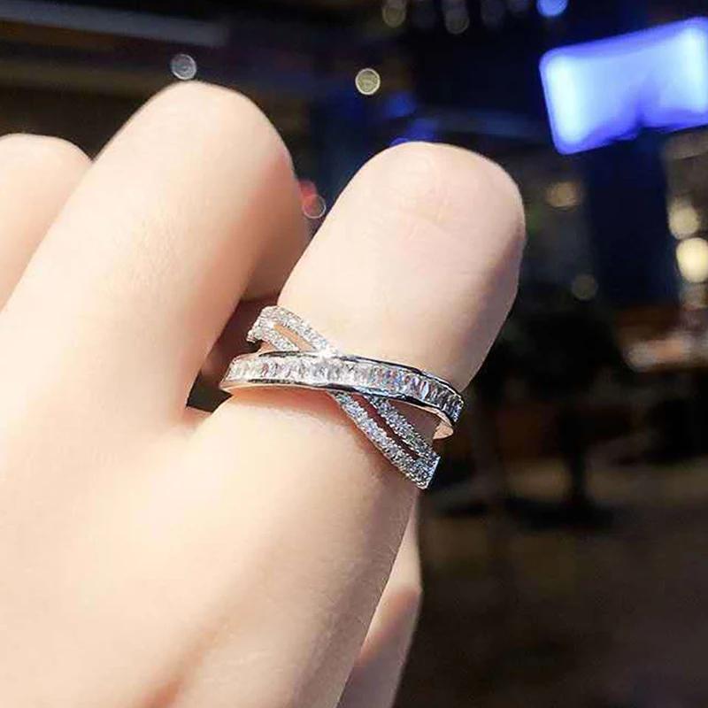 Huitan Bright Cross Rings Female Charming Delicate Sparkling Cubic Zircon Finger Accessories Modern Gorgeous Jewelry for Party