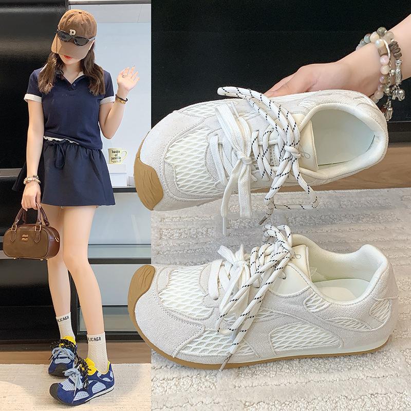 Retro German Training Shoes Women's 2025 New Autumn Height Increase Casual Shoes Versatile Sports Shoes Popular Running Women's Shoes