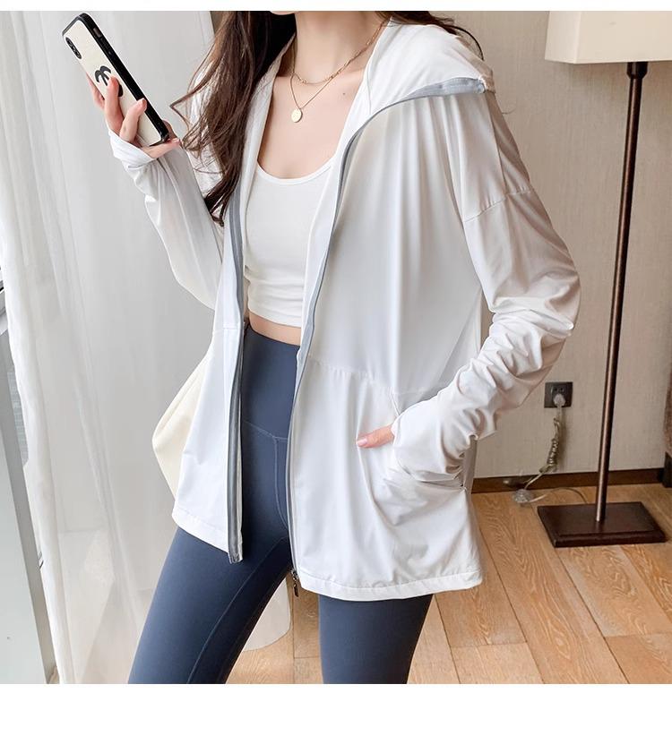 Women's Ice Silk UV Protection Hooded Cardigan - Summer Thin, Breathable, Loose-Fit, Slimming, Versatile.