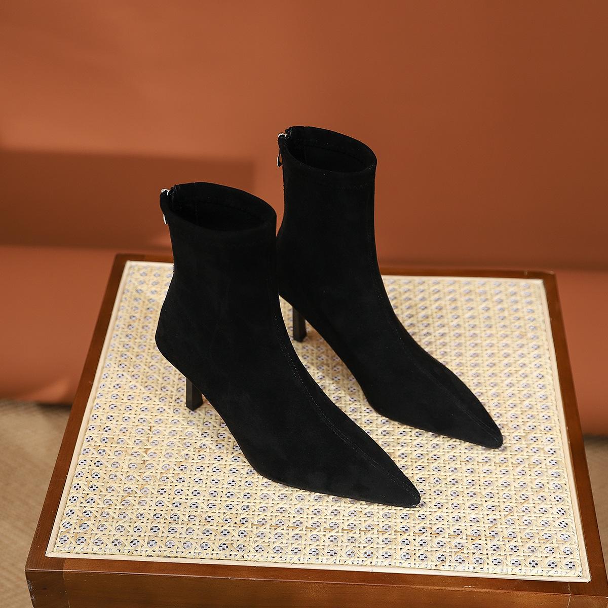 

10086-1 European and American fashion pointed thin heel short boots 24 autumn and winter new fashion boots pedicure high heel short women s boots 35 чёрный