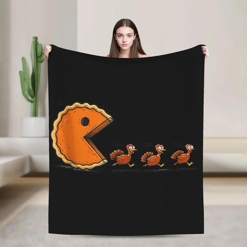 Funny Thanksgiving Pumpkin Pie Chasing Turkey Soft Warm Plush Throw Blanket for Living Room Bedspread Flannel Couch Cover